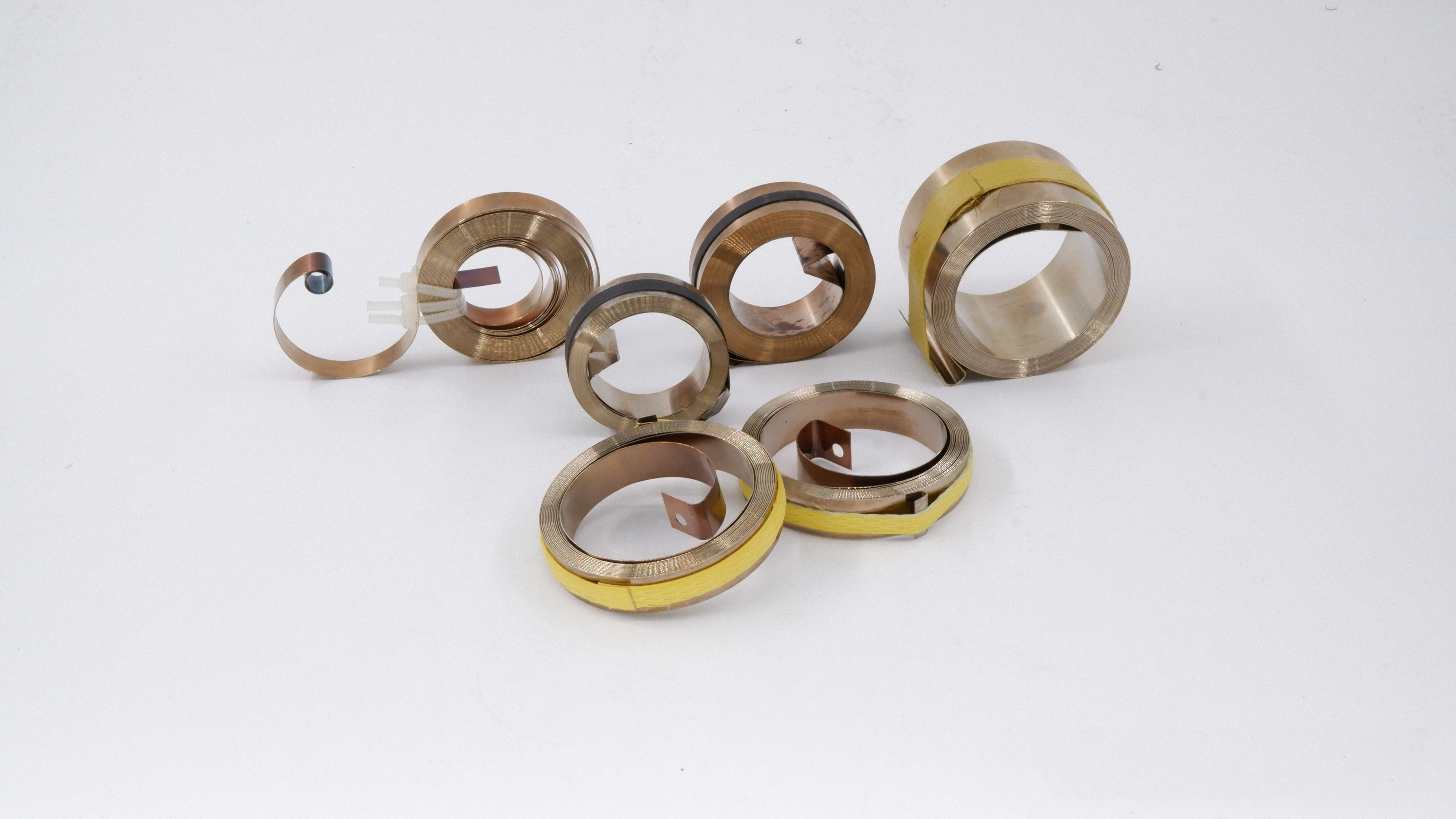 鈦彈簧和TC4鈦合金彈簧是同一種彈簧嗎? 鈦彈簧和TC4鈦合金彈簧是同一種彈簧嗎?